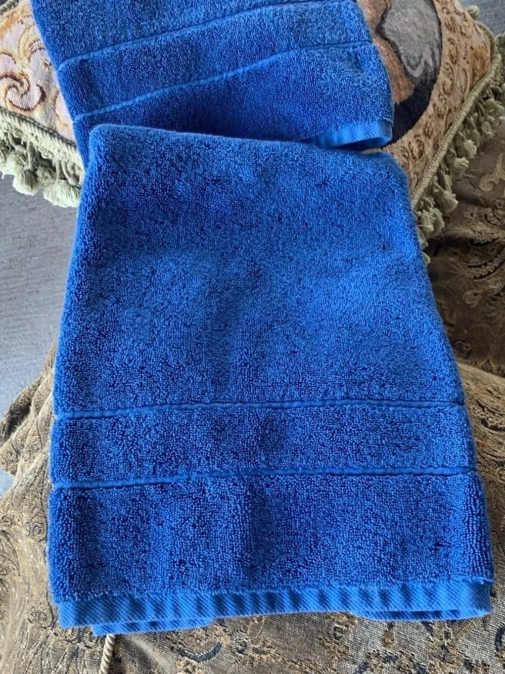 Brooklinen 2 Super Plush Blue Hand Towels Like New